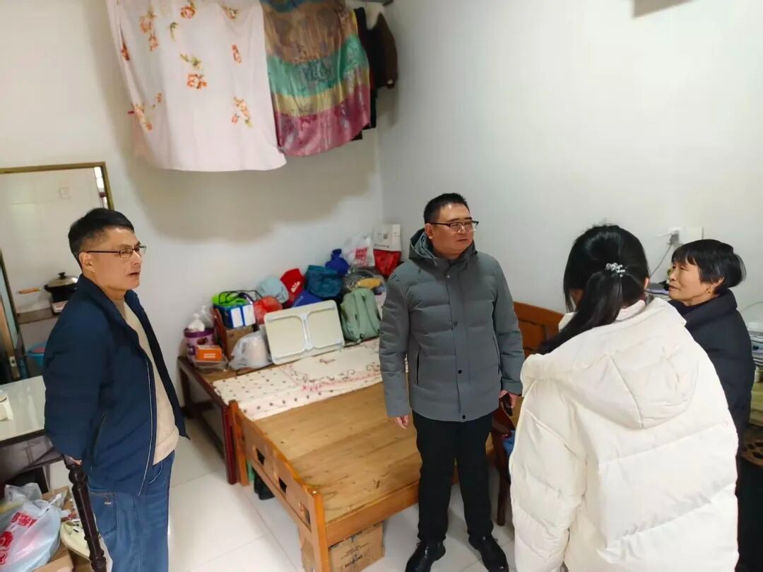 家校同心传温情 入户走访筑匠心 市一中江北分校2026年寒假大走访活动圆满开展