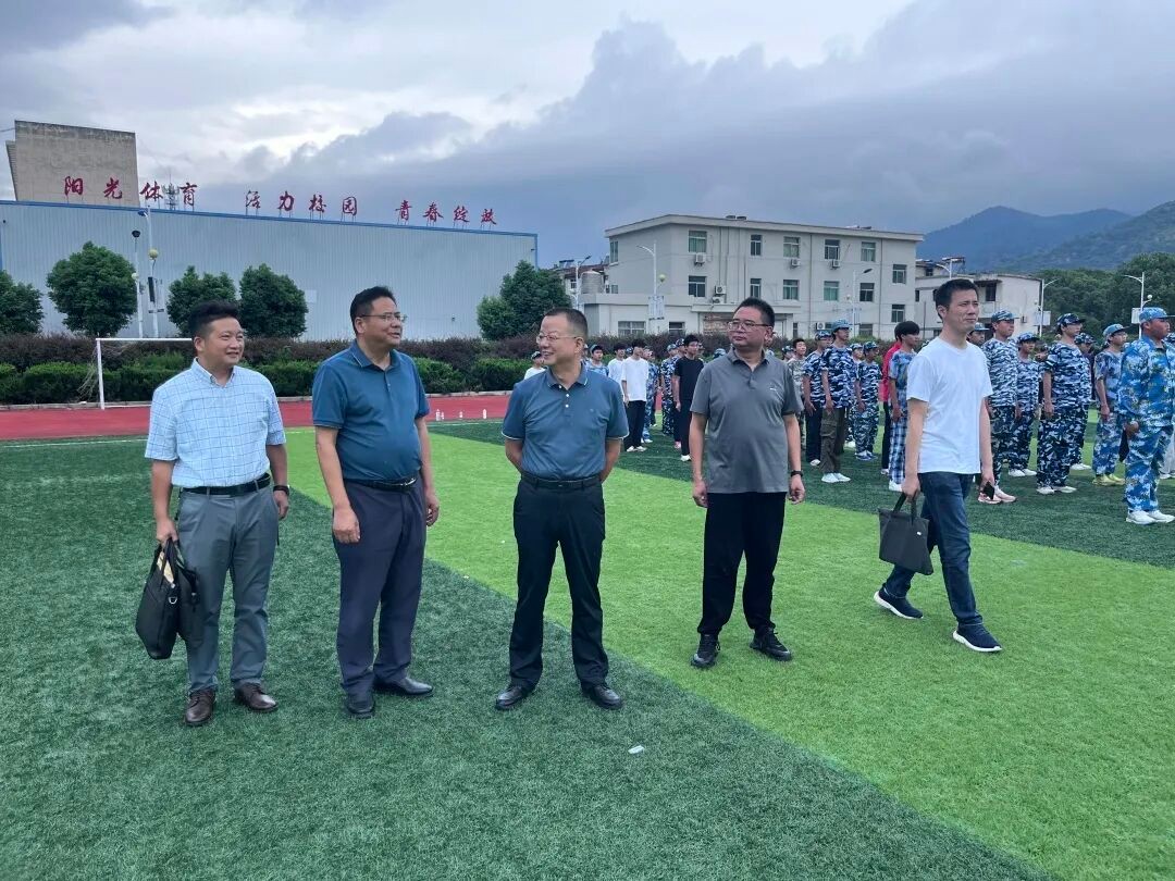 市教体局莅临市一中江北分校开展秋季开学专项督查
